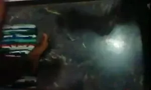 বড় সুন্দরী মহিলা, মাই এর বাংলাচুদা কাজের