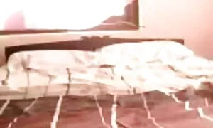 রাশিয়ান, বাড়ীতে চোদা চুদি বিড়িও তৈরি