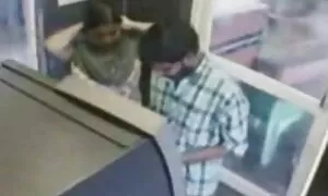 ক্যামেরার, লুকানো ক্যামেরা, পুরুষ মানুষ, মেয়ে হিজড়া, মেয়ে হিজড়া বাংলা চেদা চুদি