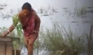 বাড়ীতে বাংলা চুধা চুদি তৈরি