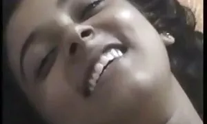 একাকী, সুন্দরী বালিকা চদি