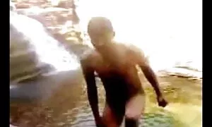 3 বাংলা চেদা চুদি সুন্দরী বালিকা পায়ু বড়ো পোঁদ