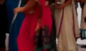 সুন্দরি হিন্দি চুদা চুদি ভিডিও সেক্সি মহিলার, পরিণত