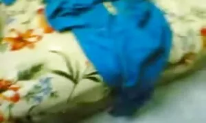 পরিবার দূরে তার পুরানো বাঙালি বৌদি চুদাচুদি ভিডিও প্রলুব্ধ আপনি 3