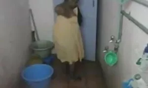 ধর্ষণ, হাতের কাজ, মহিলার বাংল চোদা চুদি দ্বারা